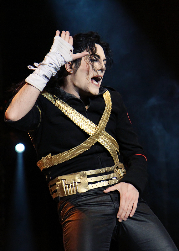 026 - Forever King Of Pop-The Michael Jackson Show