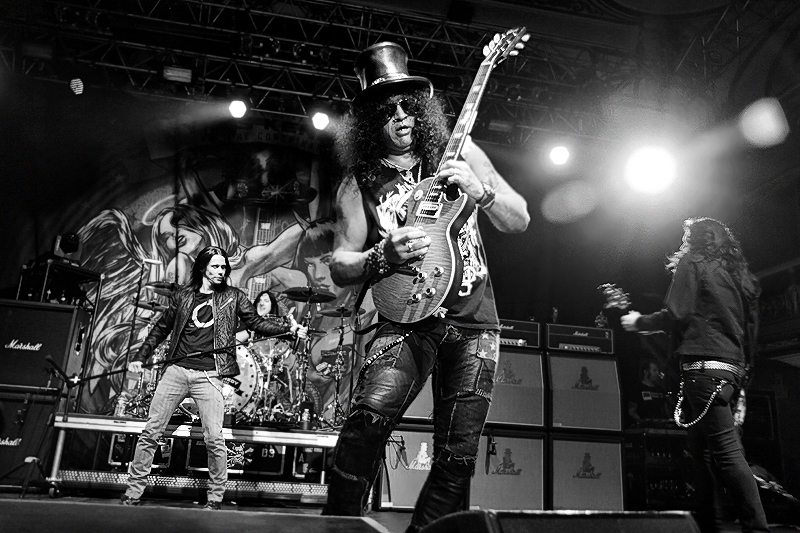 006 - Slash featuring Myles Kennedy and The Conspirators