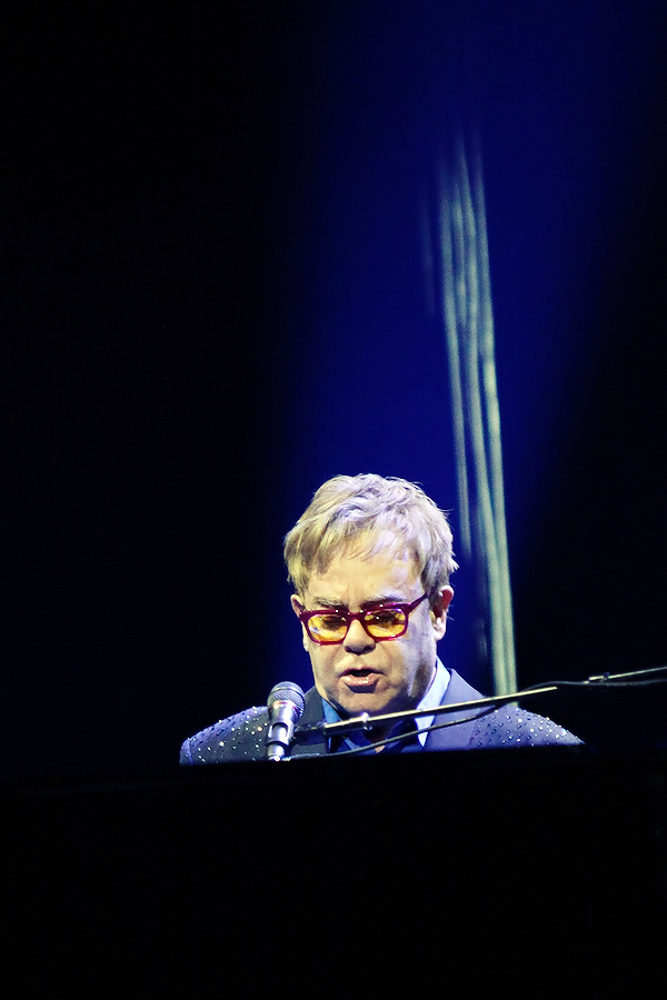 019 - Elton John