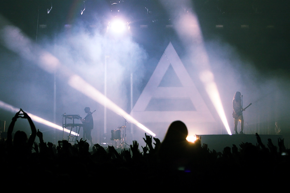 012 - Thirty Seconds To Mars