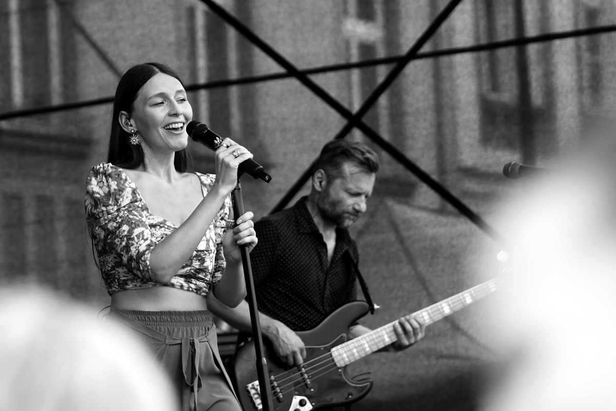 011 - Kateřina Marie Tichá & Bandjeez