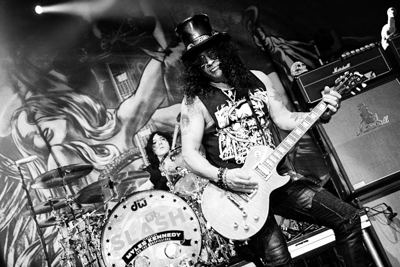 009 - Slash featuring Myles Kennedy and The Conspirators